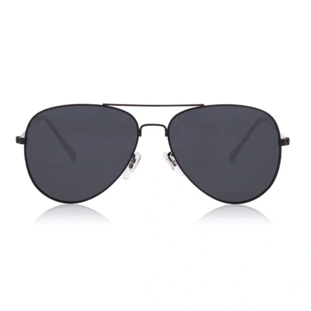 💥 CLEARANCE Blackout Smoke Lens Classic Aviator Sunglasses - Picture 2 of 4